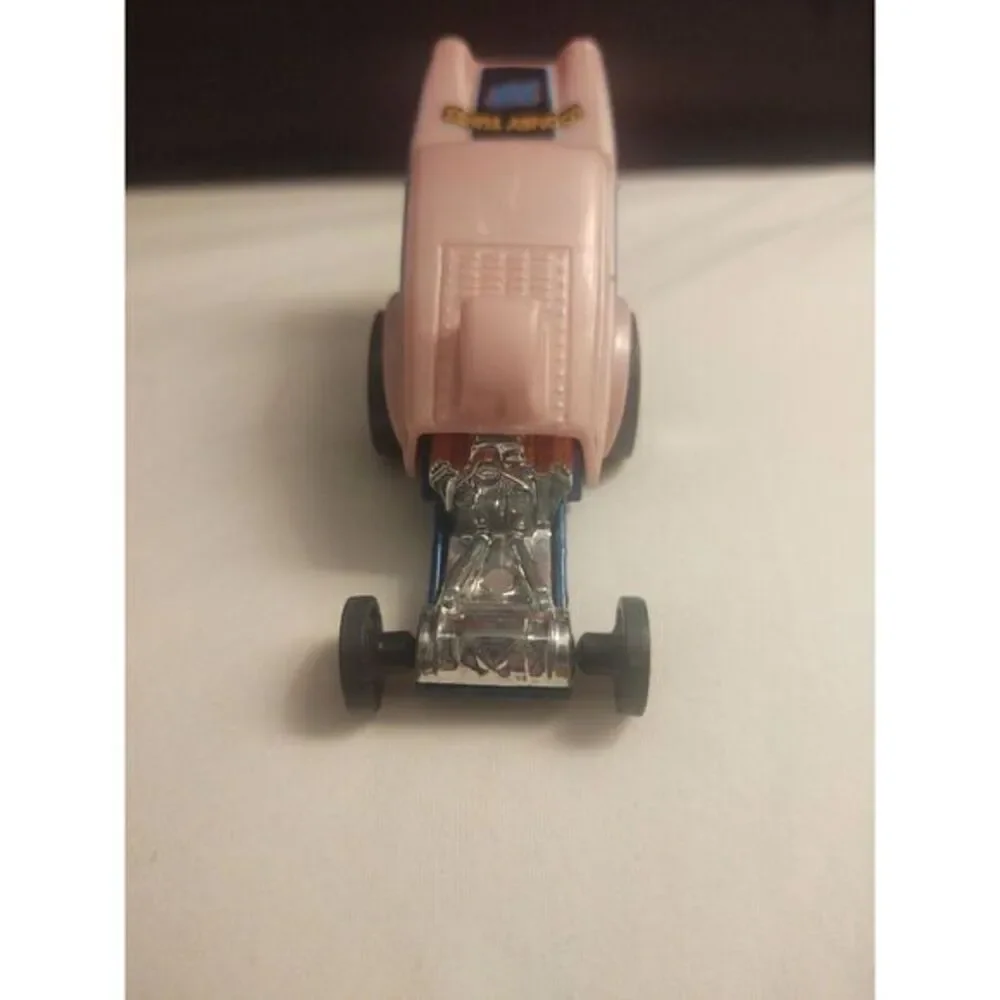 Looney toons Hot Wheels HW Poppa Wheelie Mattel 2013‎ BDC90 Pink Bugs Bunny Rare